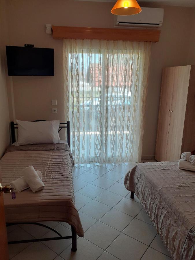 Chrysafis Apartments Vrasná Buitenkant foto